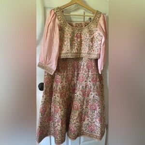 Floral embroidered Pink and Green Women’s Lehnga.